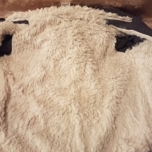 DISNEY HOODIE AUTHENTIC - Picture 4 of 9